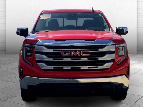Used 2022 GMC Sierra 1500 SLE w/ Preferred Package AWD/4WD image 2
