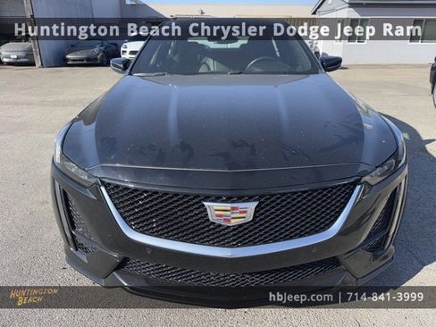 Used 2023 Cadillac CT5 Sport image 2