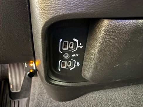 Used 2019 RAM 2500 Laramie AWD/4WD image 30