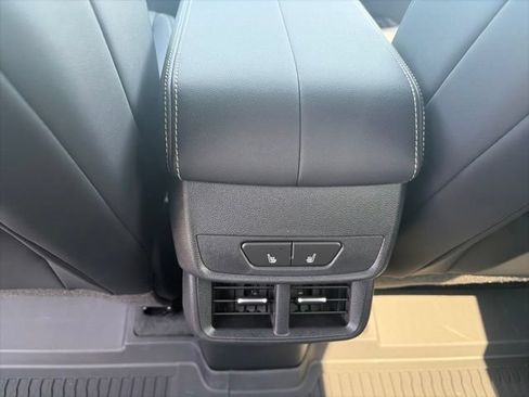 New 2027 GMC Terrain Elevation w/ Elevation Premium Package AWD/4WD image 13
