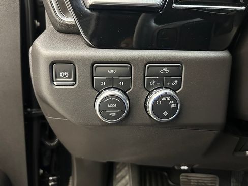 Used 2026 GMC Sierra 1500 SLE AWD/4WD image 20