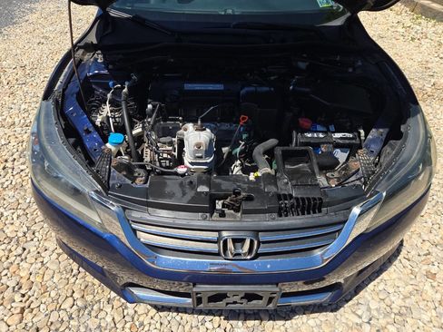 Used 2013 Honda Accord Sport image 15
