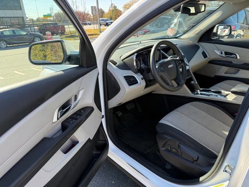 Used 2017 GMC Terrain SLE image 7