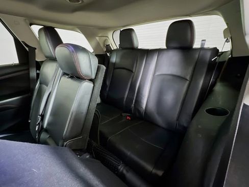 Used 2019 Dodge Journey GT AWD/4WD image 32