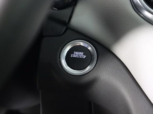 Used 2024 Chevrolet Equinox LS w/ LS Convenience Package AWD/4WD image 49