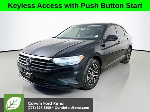 Used 2021 Volkswagen Jetta SE FWD image 3