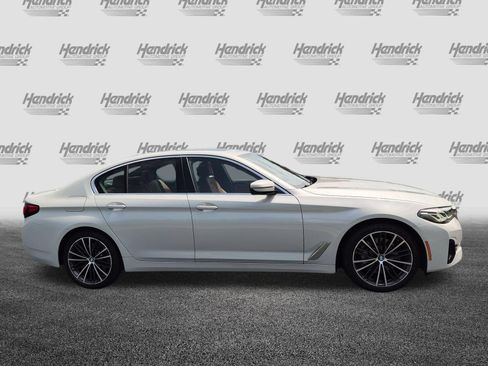 Used 2023 BMW 530i w/ Premium Package RWD image 11