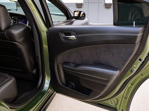 Used 2021 Dodge Charger SRT Hellcat image 27