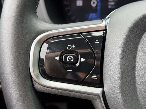 Used 2024 Volvo XC60 B5 Plus w/ Protection Package Premier AWD/4WD image 19