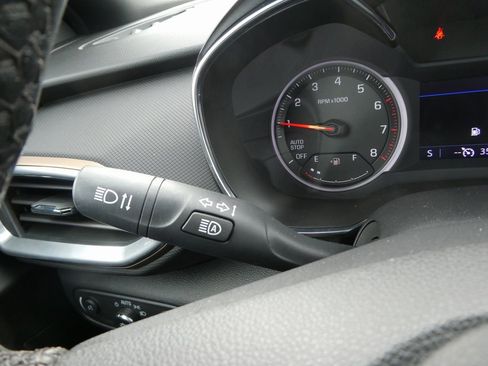 Used 2023 Chevrolet TrailBlazer ACTIV w/ Sun and Liftgate Package image 16