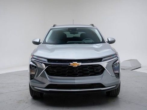New 2026 Chevrolet Trax LT w/ LT Convenience Package image 15