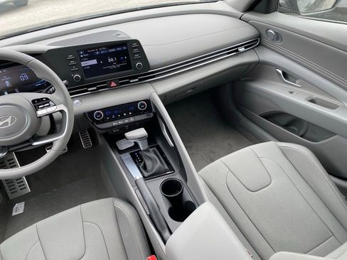 New 2026 Hyundai Elantra Sport FWD image 28