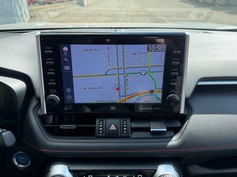 Used 2022 Toyota RAV4 XSE w/ Premium Package AWD/4WD image 21