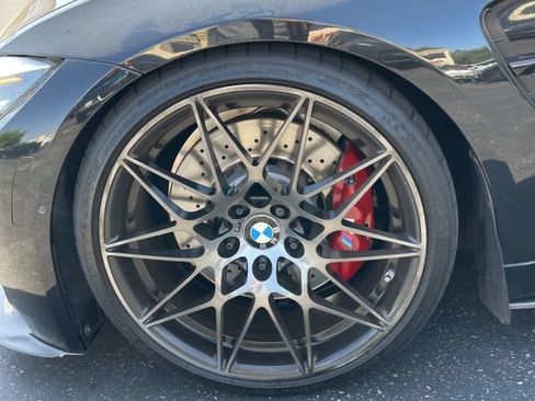 Used 2018 BMW M3 RWD image 9