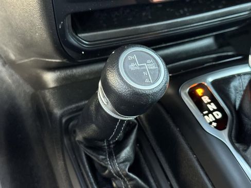 Used 2024 Jeep Wrangler Sahara image 17