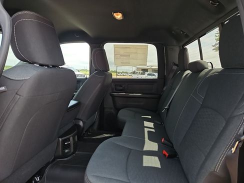 New 2026 RAM 2500 Tradesman AWD/4WD image 17