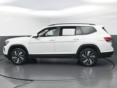 Used 2025 Volkswagen Atlas SE AWD/4WD image 8