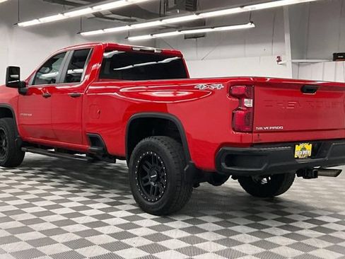 Used 2024 Chevrolet Silverado 2500 W/T AWD/4WD image 2