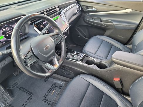 Used 2022 Chevrolet Bolt EUV Premier w/ Sun & Sound Package image 20