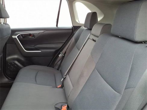 Certified 2021 Toyota RAV4 LE image 16