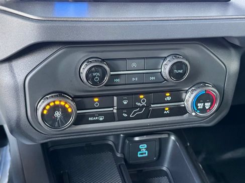 Used 2025 Ford Bronco 4-Door AWD/4WD image 18