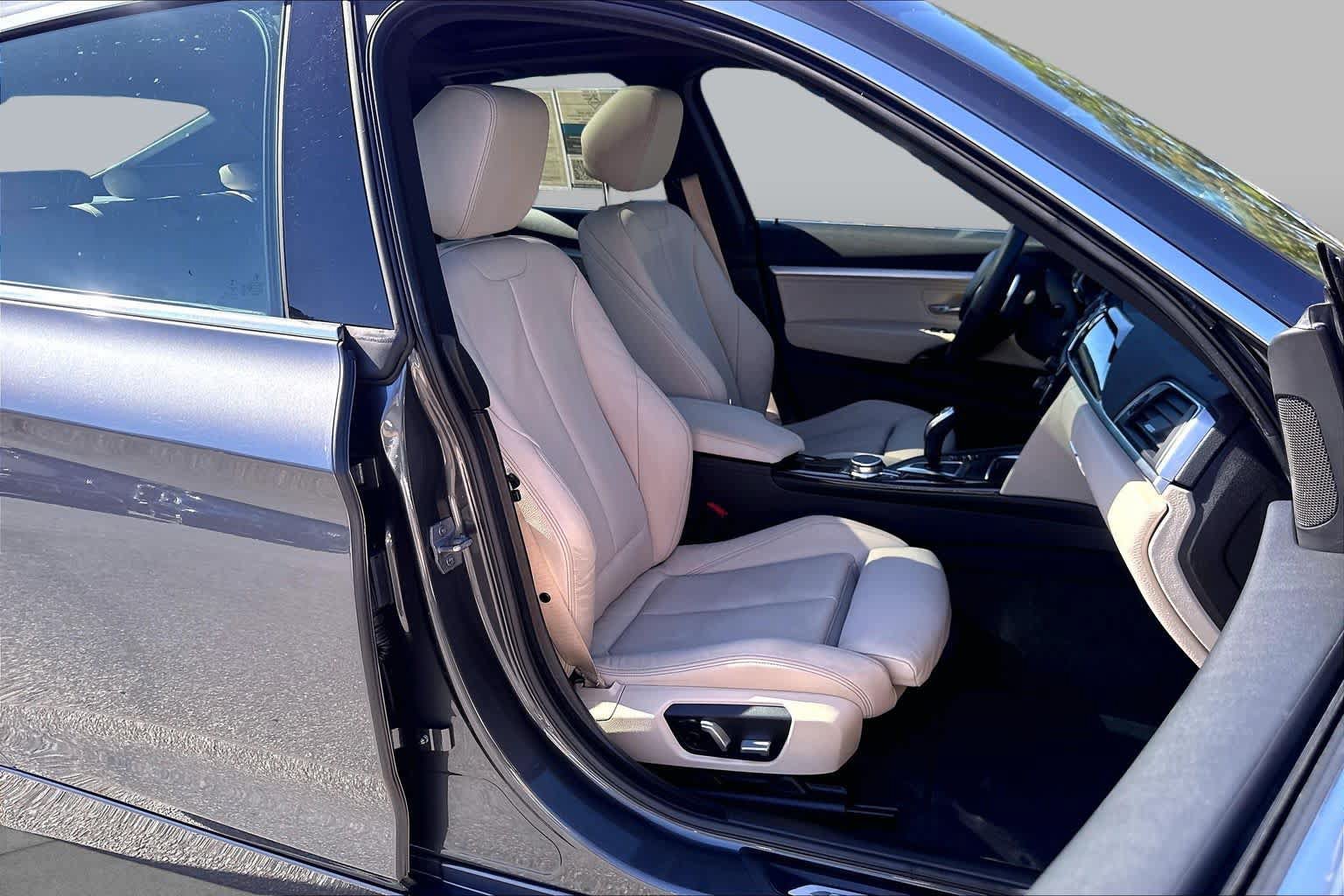 Used 2019 BMW 330i Gran Turismo xDrive w/ Premium Package AWD/4WD image 9