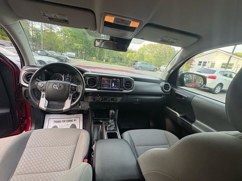 Used 2023 Toyota Tacoma SR5 AWD/4WD image 27