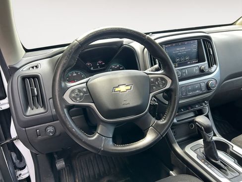 Used 2022 Chevrolet Colorado LT w/ Fleet Safety Package RWD image 12