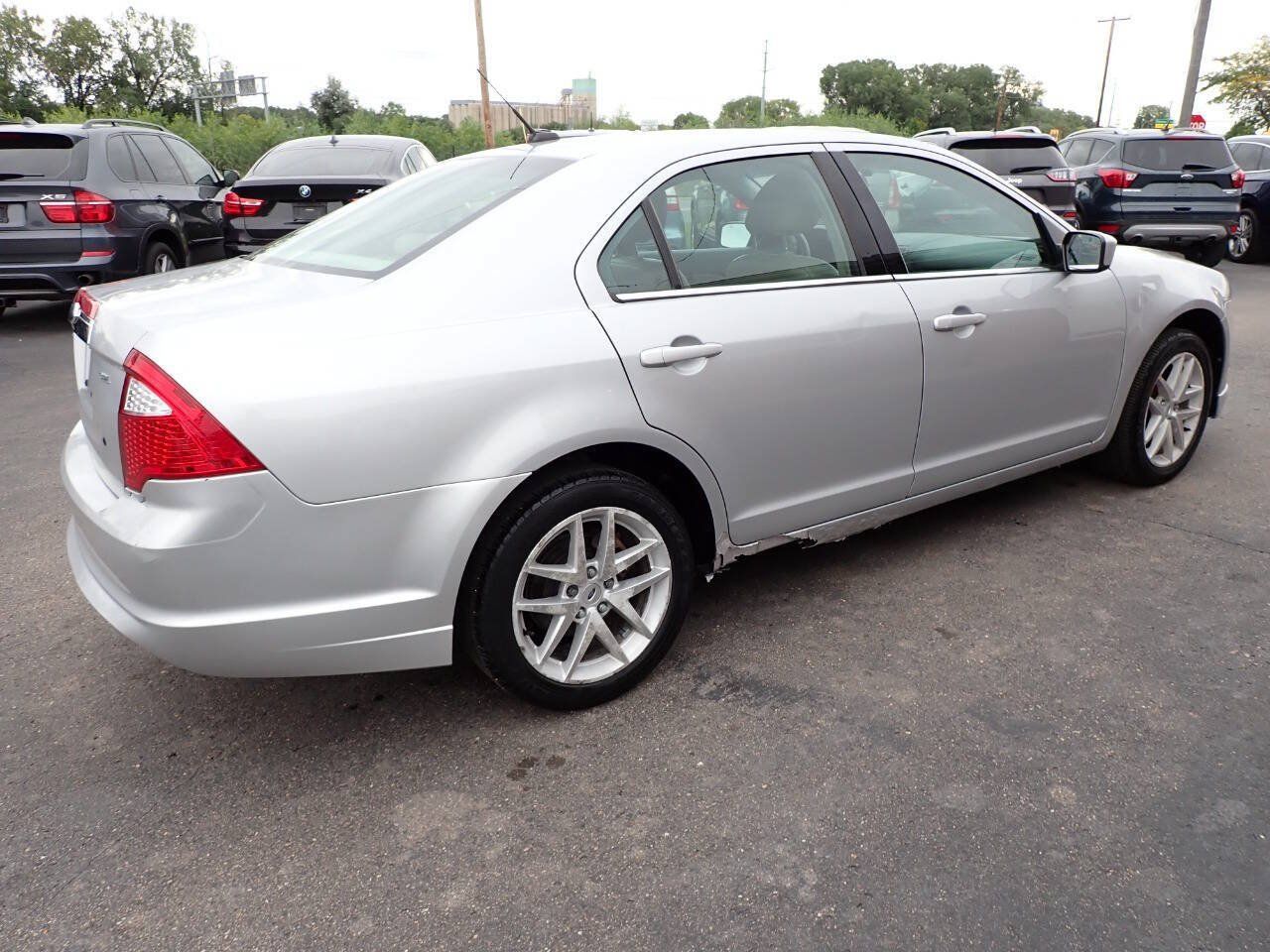 Used 2010 Ford Fusion SEL FWD image 6