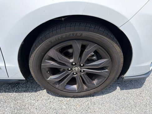 Used 2021 Toyota Sienna XSE w/ XSE Plus Package FWD image 20