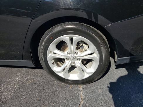 Certified 2024 Honda Accord LX image 8