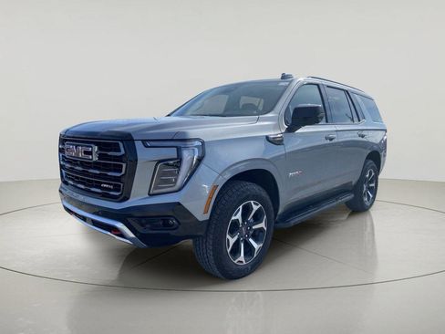 Used 2026 GMC Yukon AT4 AWD/4WD image 7