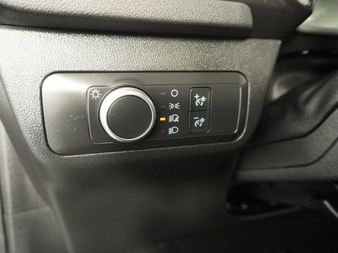Used 2020 Ford Escape SE FWD image 26