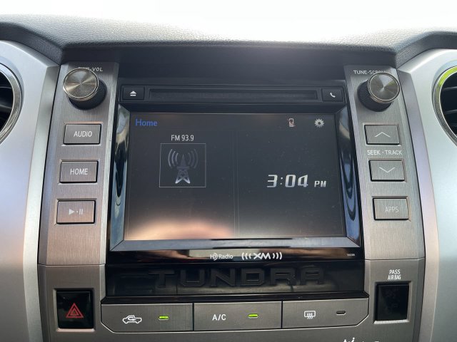 Certified 2018 Toyota Tundra SR5 AWD/4WD image 17