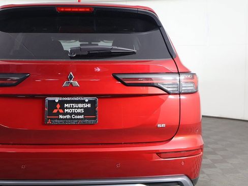 New 2026 Mitsubishi Outlander SE FWD image 18