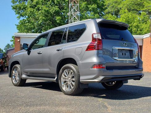 Used 2020 Lexus GX 460 Luxury w/ Luxury Sport Package AWD/4WD image 3