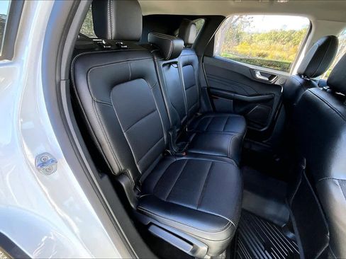 Used 2022 Ford Escape SEL image 19