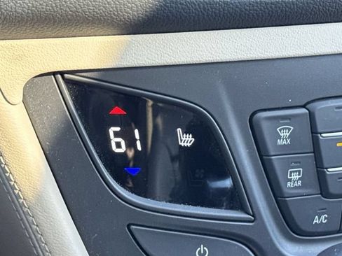Used 2017 Buick Envision Essence FWD image 21
