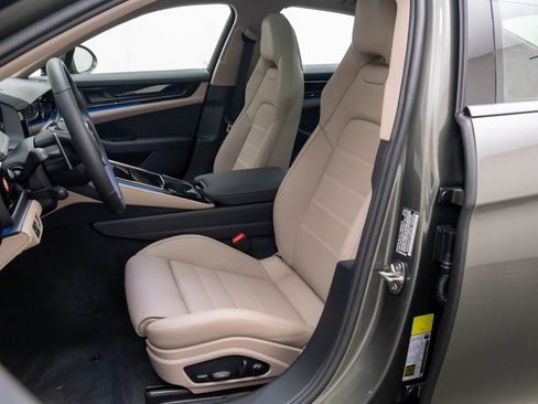 New 2026 Porsche Panamera 4 image 5