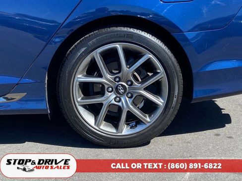 Used 2018 Hyundai Sonata Limited w/ Cargo Package image 9