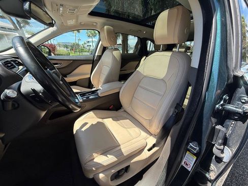 Used 2018 Jaguar F-PACE Prestige AWD/4WD image 11