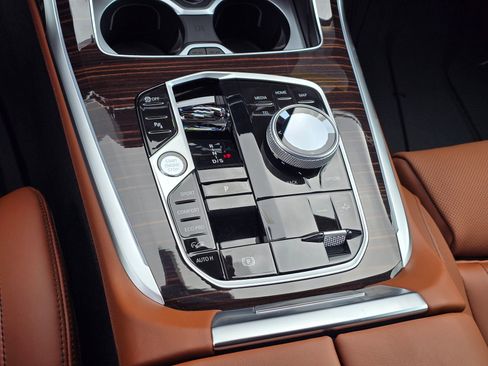 New 2026 BMW X7 M60i AWD/4WD image 55