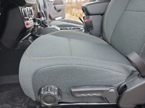 New 2026 Jeep Gladiator Sport image 27