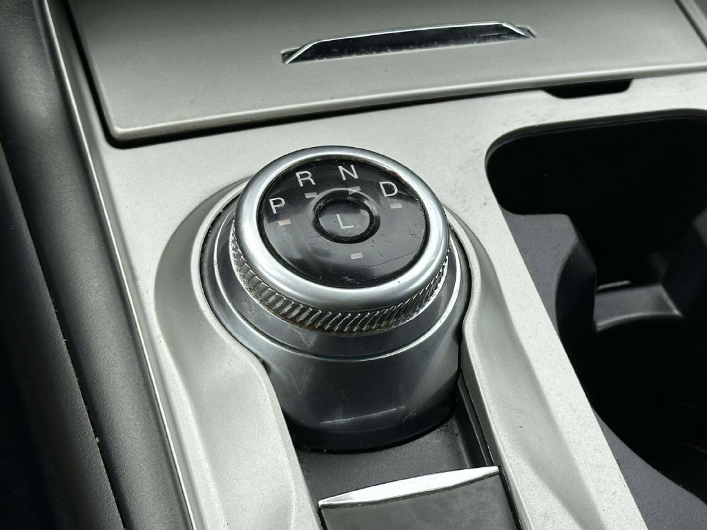 Certified 2023 Ford Explorer XLT RWD image 21