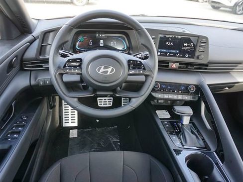 New 2026 Hyundai Elantra SEL Sport Premium FWD image 15