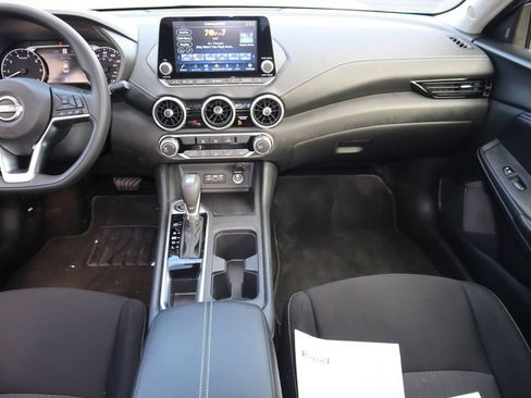 Certified 2025 Nissan Sentra SV FWD image 14