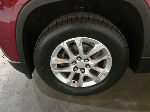 Used 2019 Chevrolet Traverse LT AWD/4WD image 6