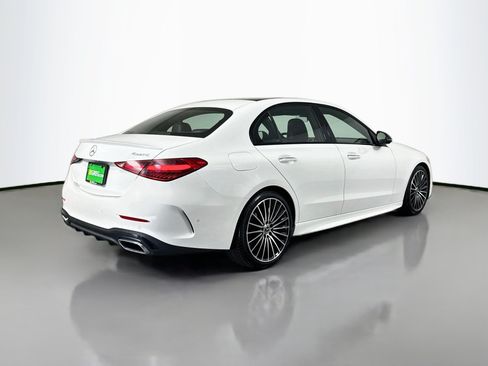 Used 2022 Mercedes-Benz C 300 4MATIC Sedan w/ Pinnacle Trim Package image 10