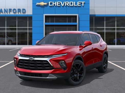 New 2026 Chevrolet Blazer LT w/ Convenience Package FWD image 6