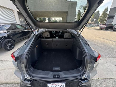 Used 2025 Buick Envista Sport Touring image 30